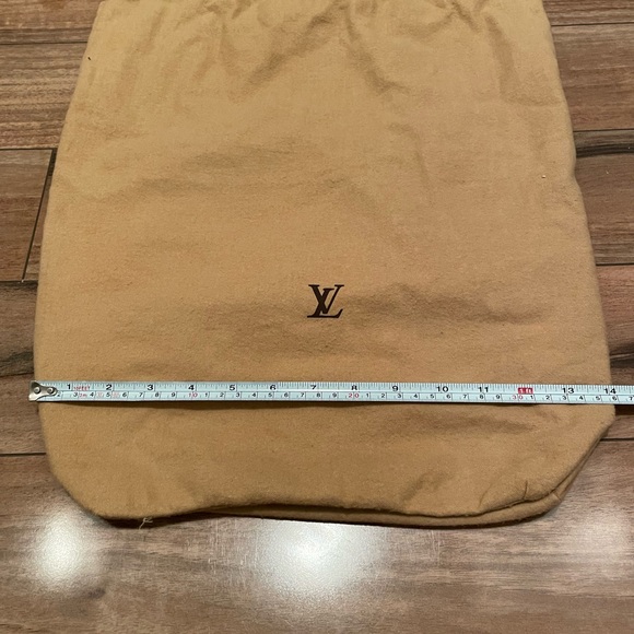 🖤🖤 RARE- VINTAGE LV DUSTBAG w/Drawstring (Vintage are darker brown/thicker) - Picture 9 of 11